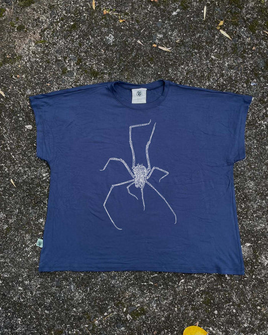 Camiseta Bajo Tierra - Opilión • Brisa • Vaporosas adultos