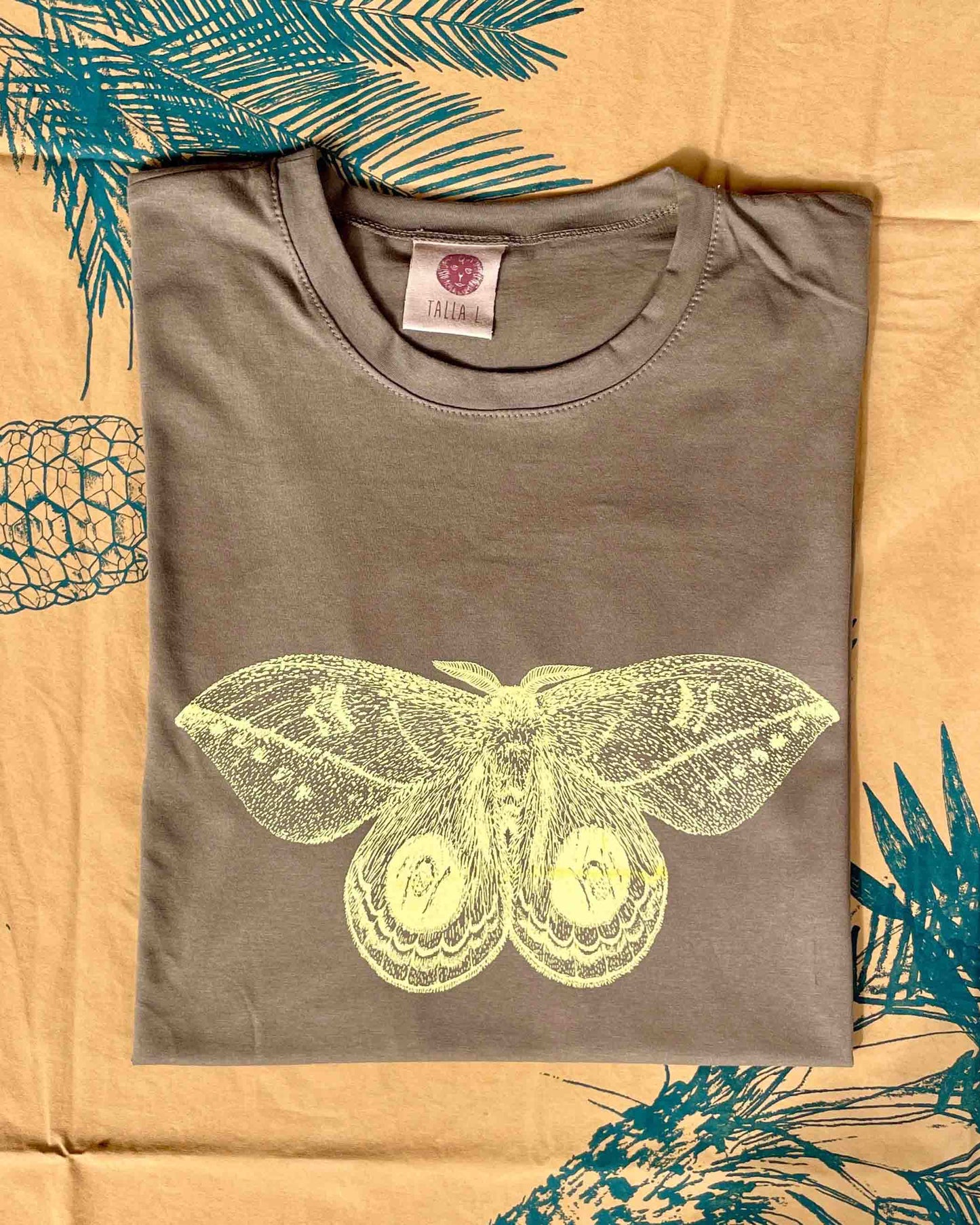Camiseta Polilla ojos de venado • Clásica • Adulto