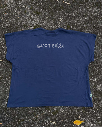 Camiseta Bajo Tierra - Musaraña de orejas pequeñas de Medellín • Brisa • Vaporosas adultos