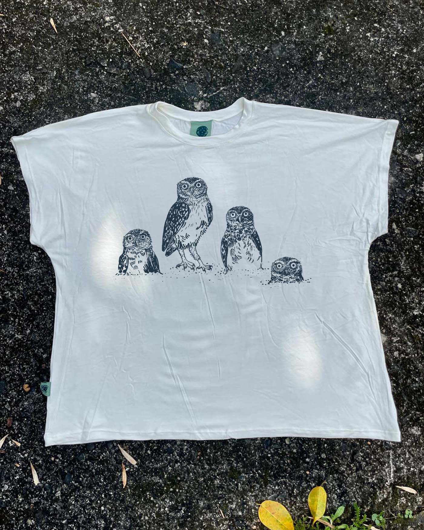 Camiseta Bajo Tierra - Mochuelo de madriguera • Brisa • Vaporosas adultos