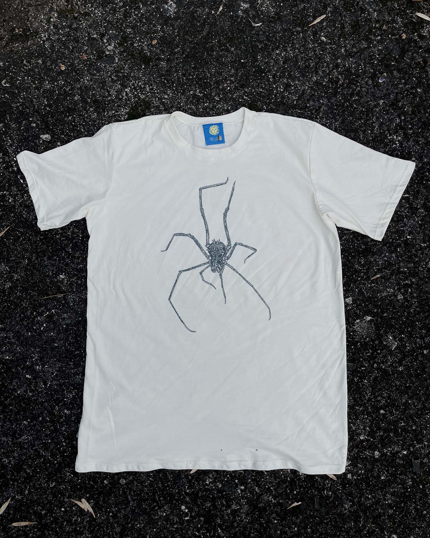 Camiseta Bajo Tierra - Opilión • Clásica • Adulto