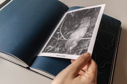 Libro "Errante entre montañas y niebla. Bitácora del camino" • Juan Camilo Botero
