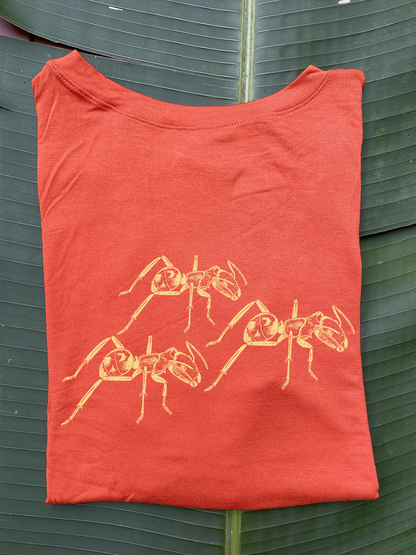 Camiseta Hormiga carpintera bronceada • Brisa • Vaporosas adultos