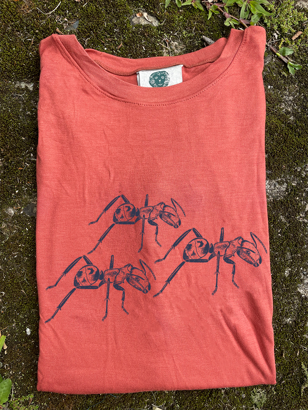 Camiseta Hormiga carpintera bronceada • Armonía • Vaporosas adultos