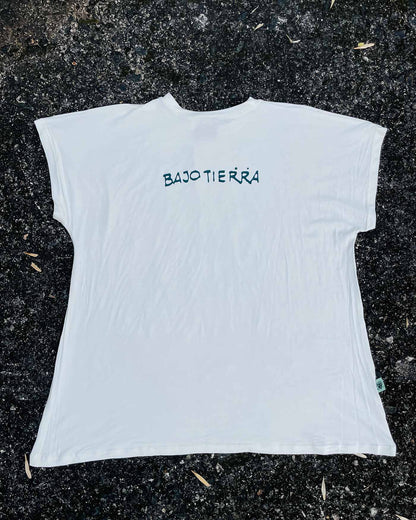 Camiseta Bajo Tierra - Opilión • Larga brisa • Vaporosas adultos