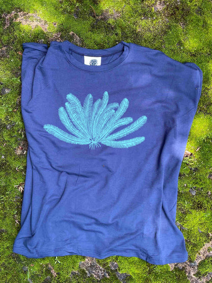 Camiseta Lirio de mar • Larga Brisa • Vaporosas adultos