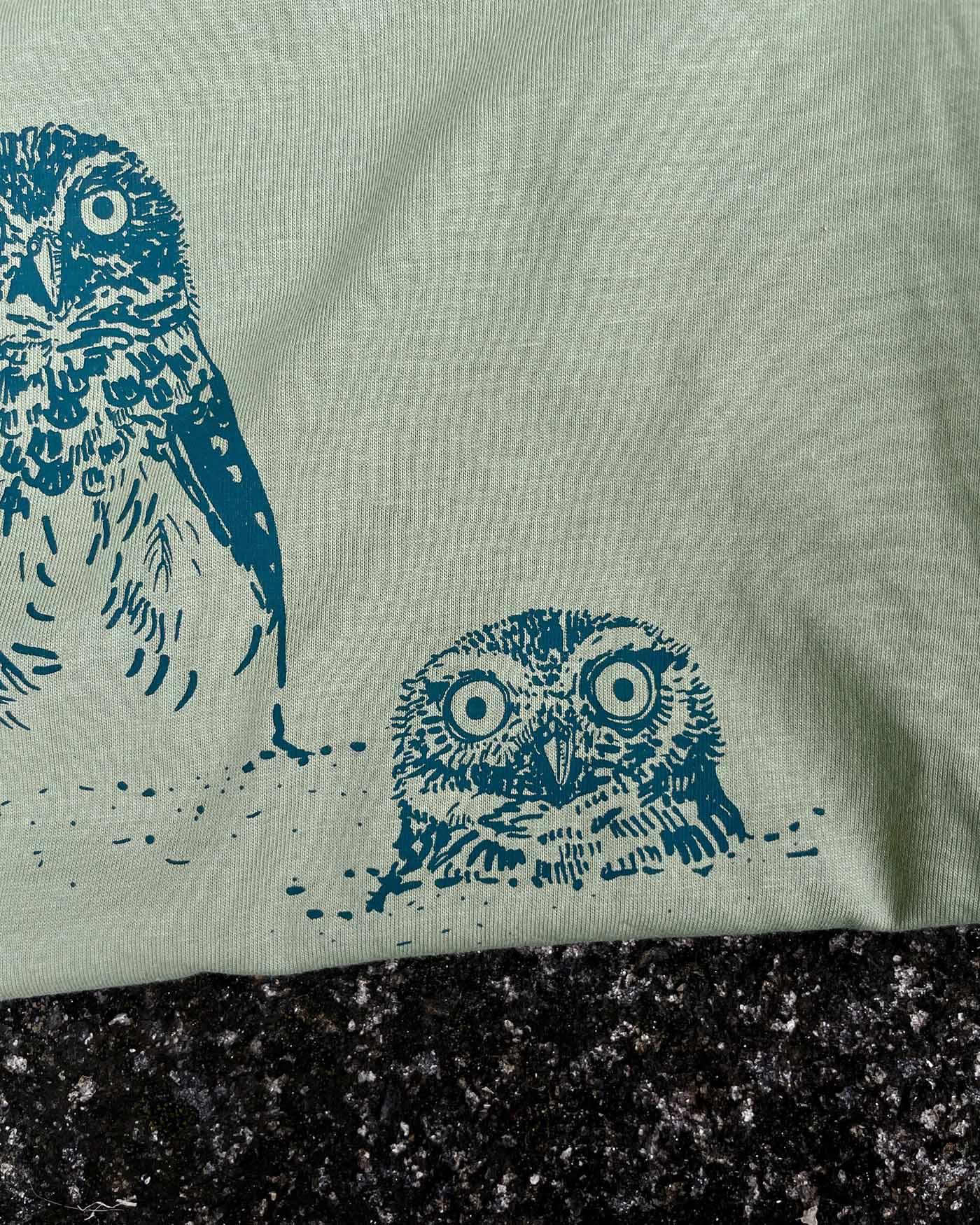 Camiseta Bajo Tierra - Mochuelo de madriguera • Clásica • Adulto