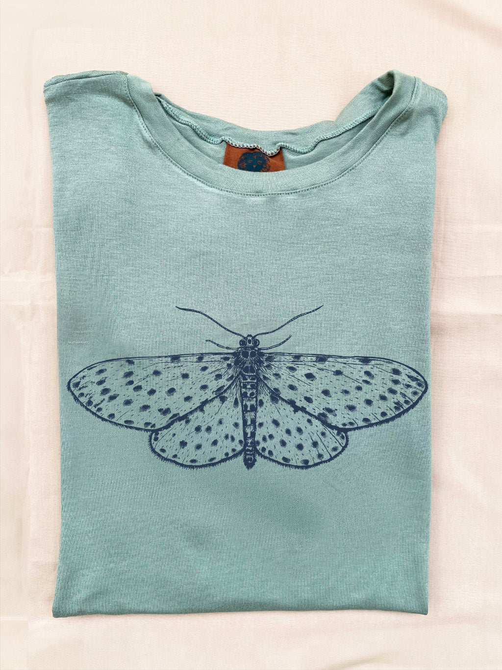 Camiseta Polilla • Armonía • Vaporosas adultos