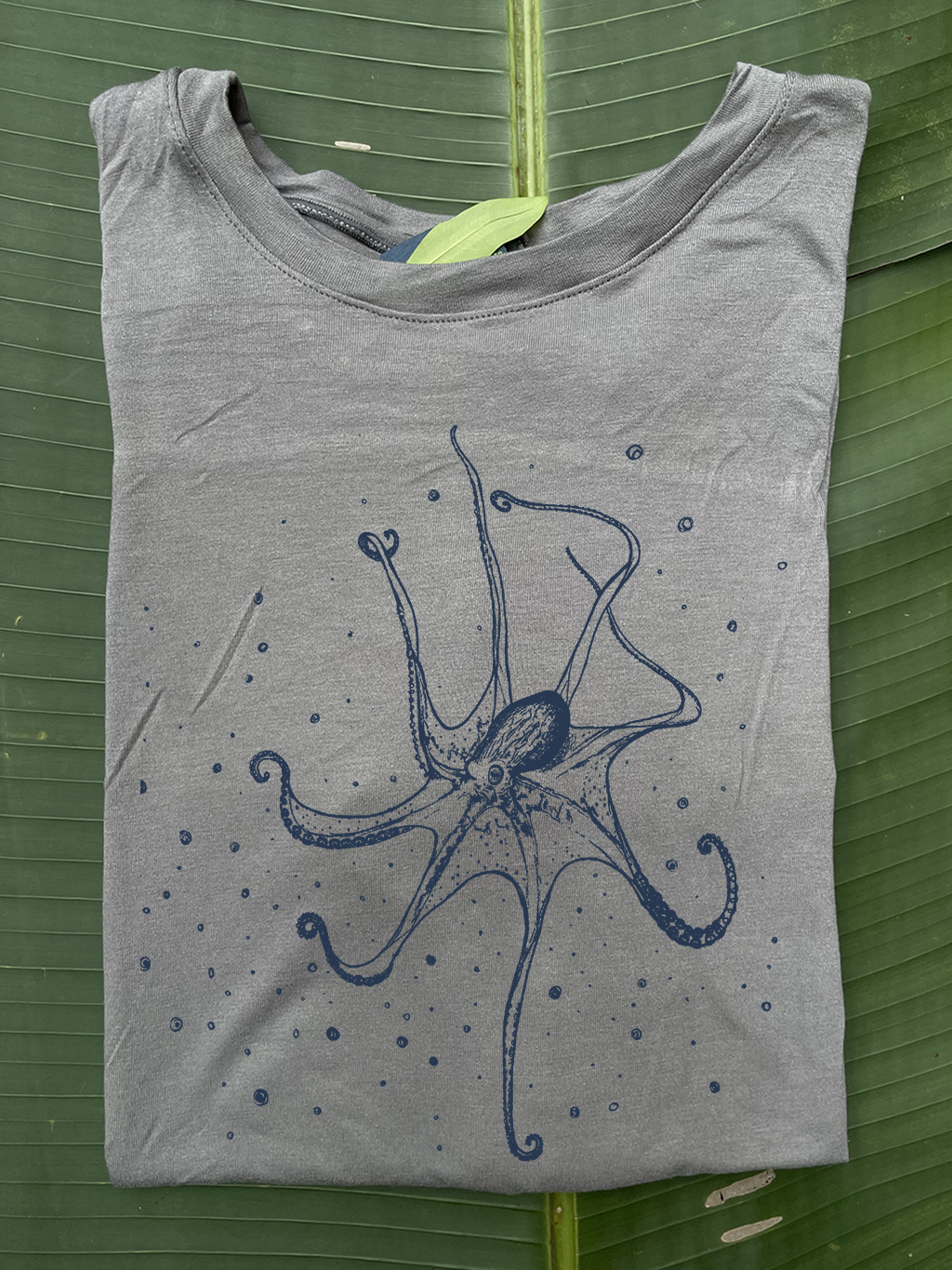 Camiseta Pulpo gigante • Brisa • Vaporosas adultos