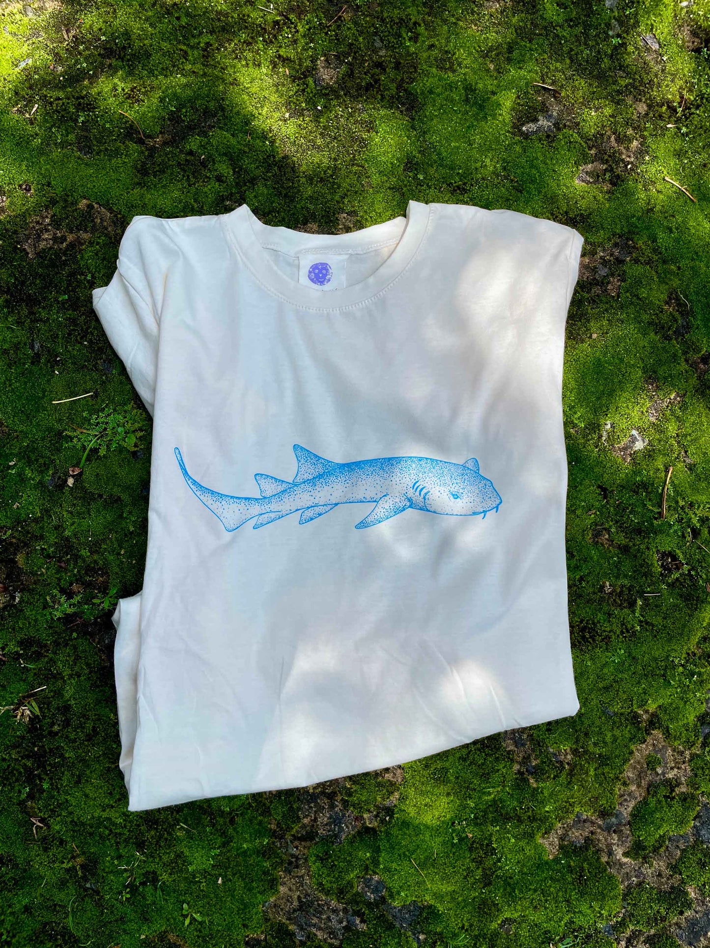 Camiseta Tiburón nodriza • Clásica • Adulto