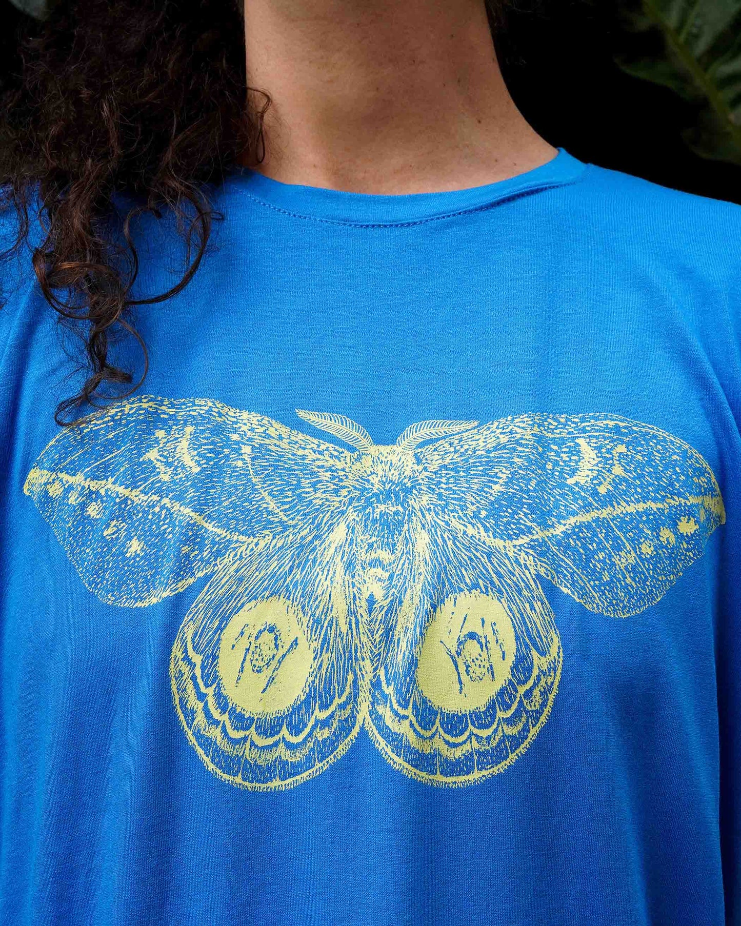 Camiseta Polilla ojos de venado • Brisa • Vaporosas adultos